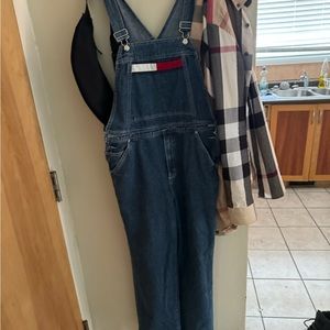 1990s Tommy Hilfiger women’s vintage overalls
